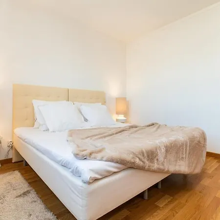 Modern 2 Bedroom With Balcony And Amazing Views * Lisbona